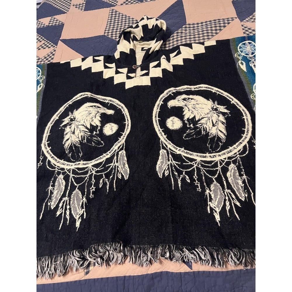 Beautiful CF Variety 60% Alpaca Hooded Poncho – Wolf & Eagle Dreamcatcher Design